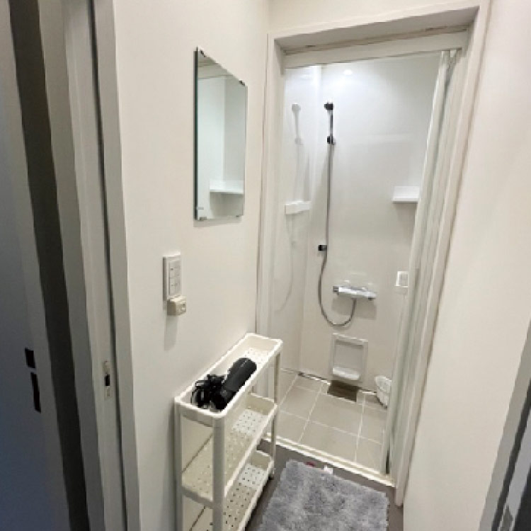 シャワールーム